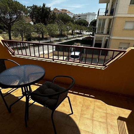 Apartamento De Playa En Santa Margarita. Roses Exterior photo