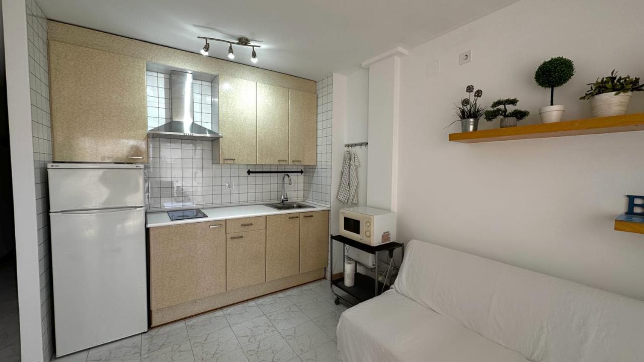 Apartamento De Playa En Santa Margarita. Roses Exterior photo
